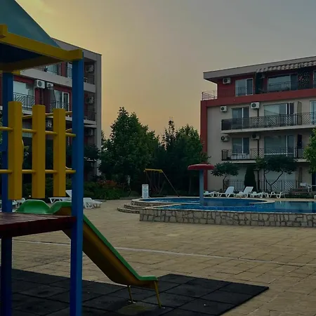 Sunny Noks Orchid 公寓