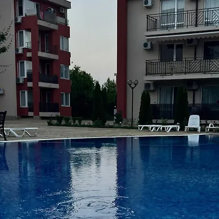 Sunny Noks Orchid * 阳光海滩