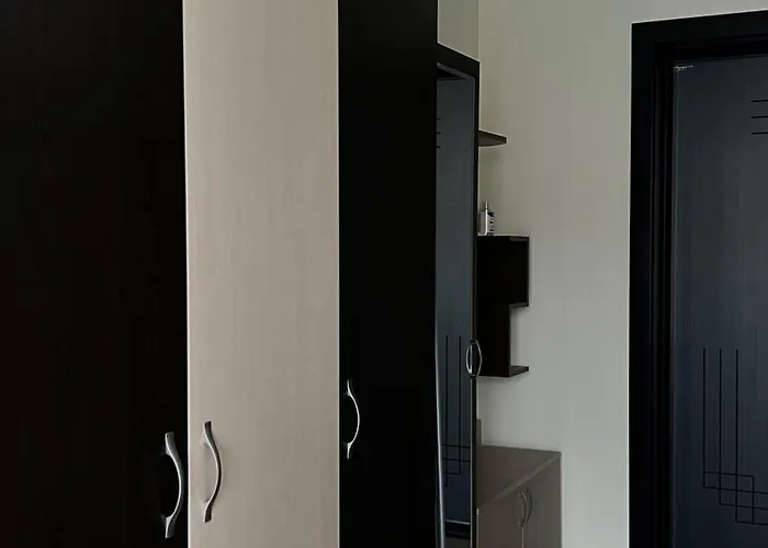 Sunny Noks Orchid * 阳光海滩