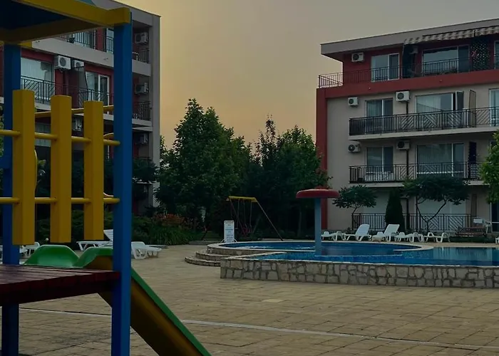 Sunny Noks Orchid 公寓