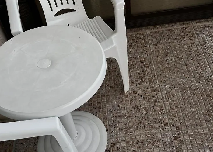 Sunny Noks Orchid * 阳光海滩